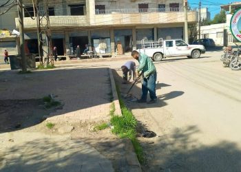 “Dest bi dest ji bo xweşikirina bajarê me”