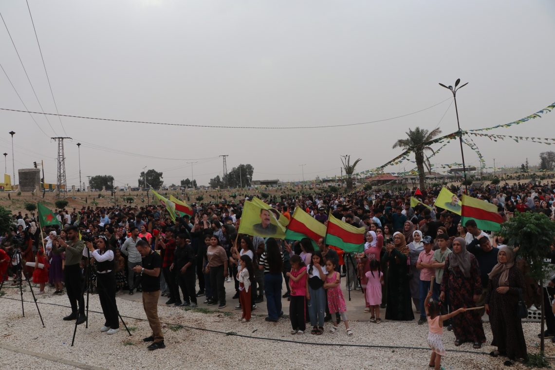 Pîrozbahiyên Cejna Karkeran li Kantona Cizîrê: Rêzgirtinek ji kedkaran re û piştrastkirina rola wan di avakirin û pêşkeftinê de.