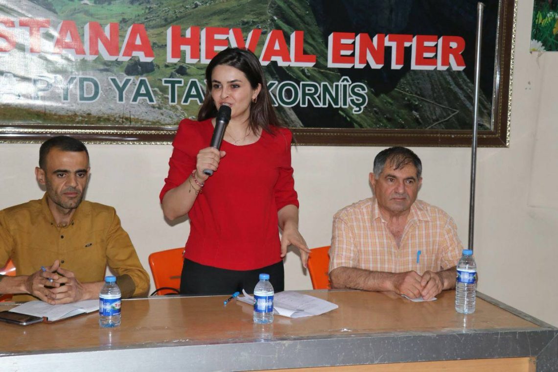 Şaredariya Qamişlo serdanên xwe yên panavî didomîne ji bo pêwendiya bi şêneyan re baştir bike