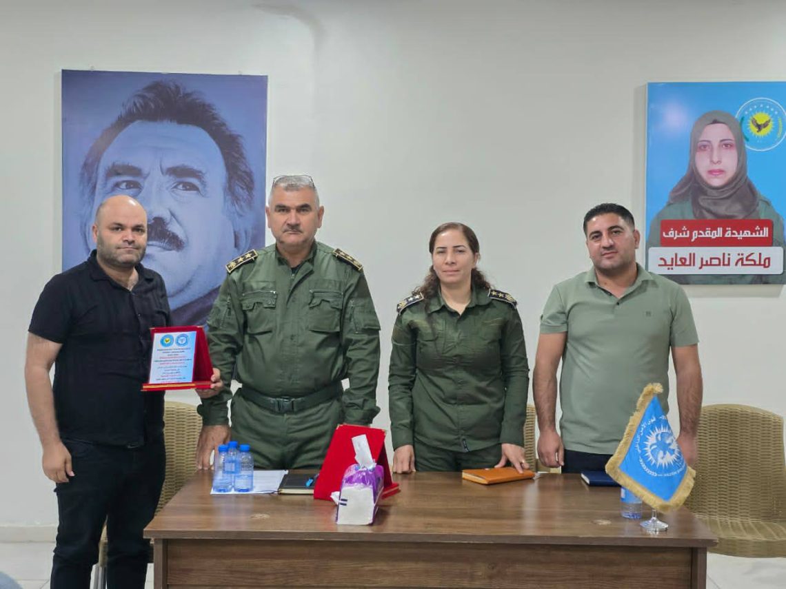 Îro sibê, Sêşemê 3ê Gulanê, civîneke berfireh di navbera Desteya Hundirîn û Fermandariya Giştî ya Hêzên Ewlekariya Hundirîn de li kantona Cezîrê, bi beşdariya rêveber û efserên Hêzên Ewlekariya Hundirîn ji beş û navçeyan, pêk hat