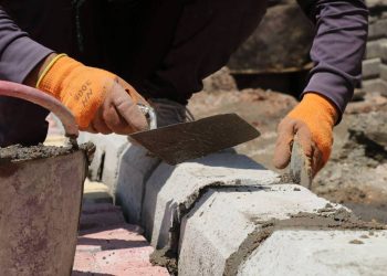 Projeya Pêşxistina Riya Amûdê bi danîna Kevirên Enterlok