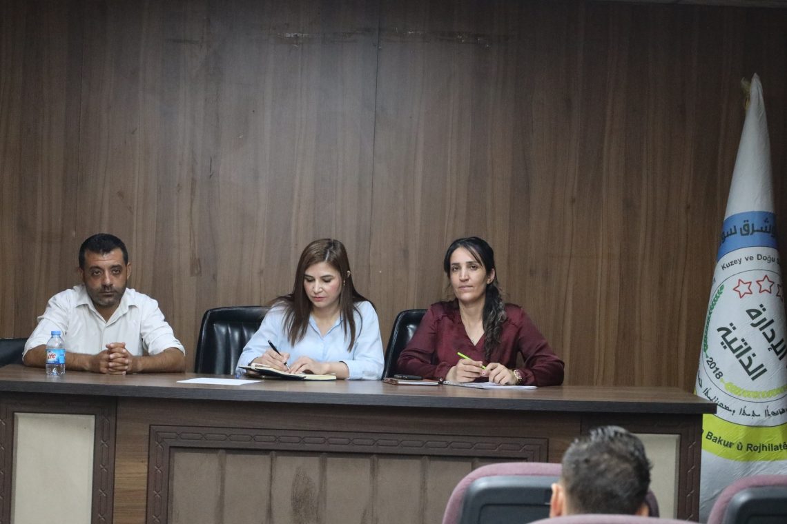 Civîneke berfireh a Desteya Karûbarên Civakî û Rêveberiya Rêxistinan li Hesekê