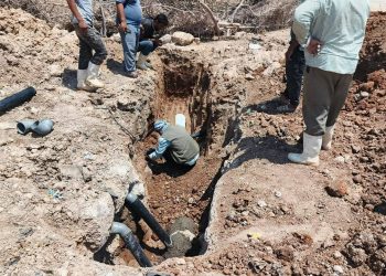 Şaredariya gel projeyek ji bo dirêjkirina xêza karîzê ya nû li gundê Til Tişrîn pêk tîne