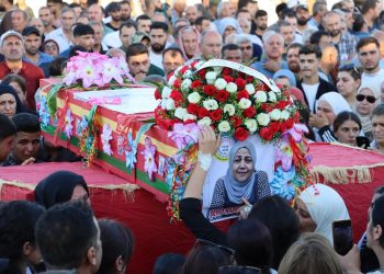 Rêveberiya Xweser a li Cezîrê xatir ji Şehîd Nadya Yûsif re xwest, û soza xwe nû kir