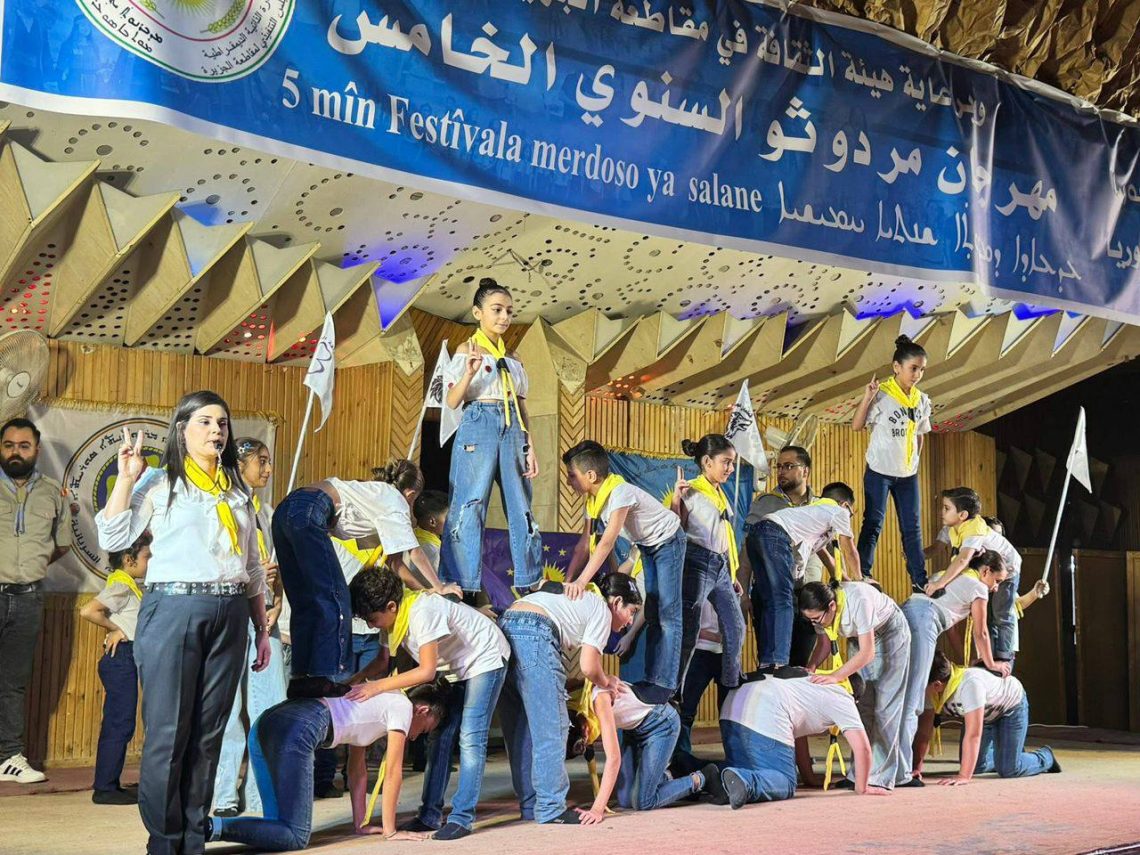 Pêncemîn Festîvala “Merdoso” li bajarê Qamişlo dest pê kir