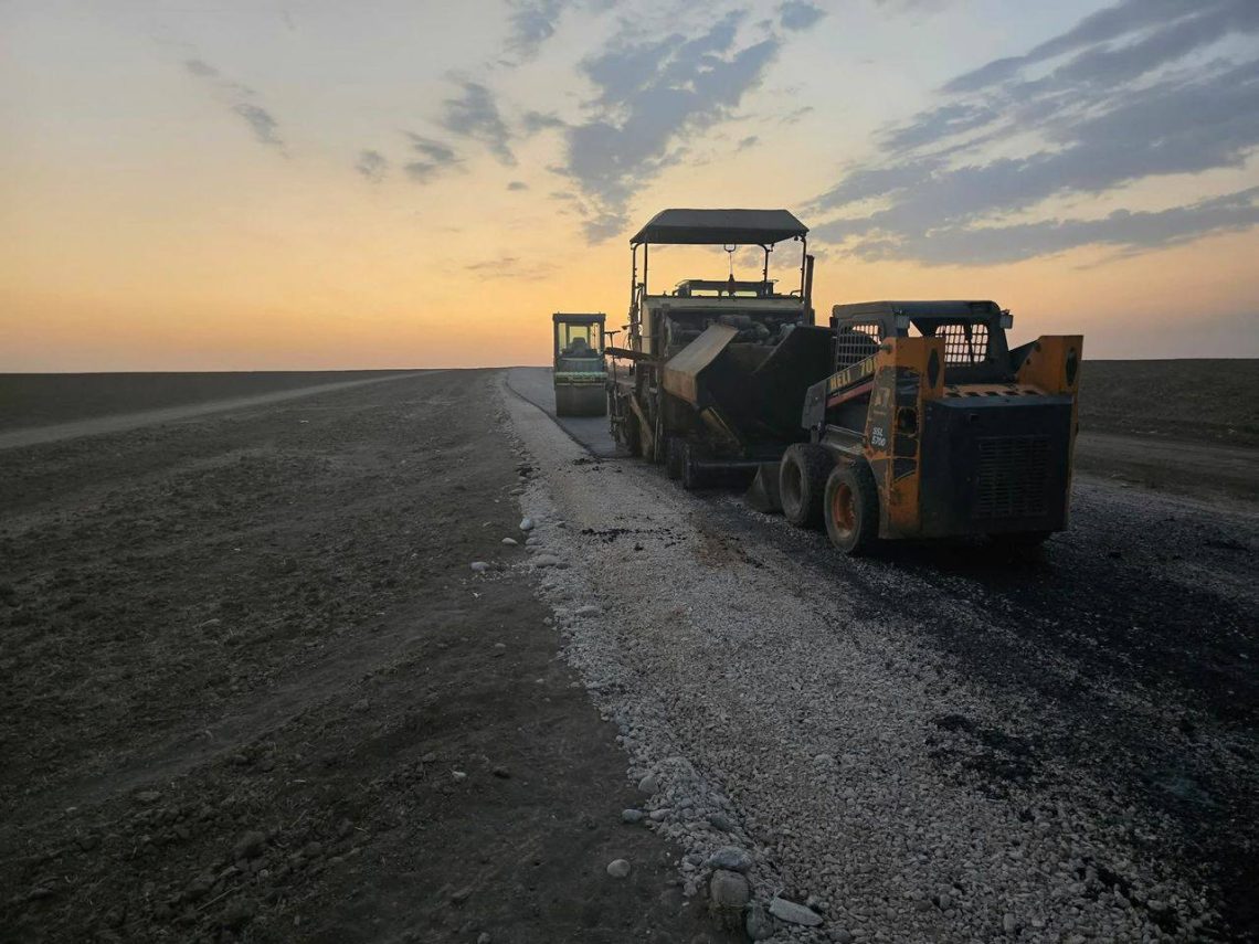 Şaredariyên Gel li Cezîrê qonaxên nû yên projeyên çêkirina rêyan temam kir