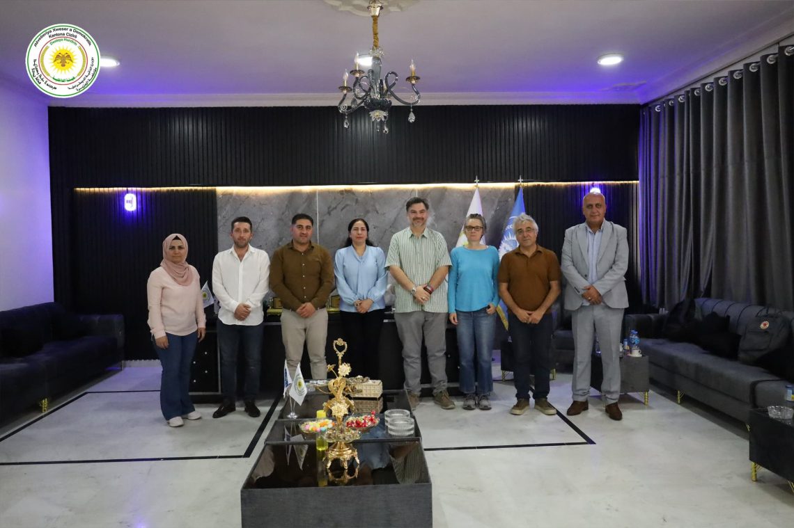 Îro, desteya Hundirîn a Kantona Cezîrê pêşwaziya şandeyek ji Navenda Lêkolînên Kurdî ya li Berlînê, bi hevkariya Rêxistina Zilla, kir