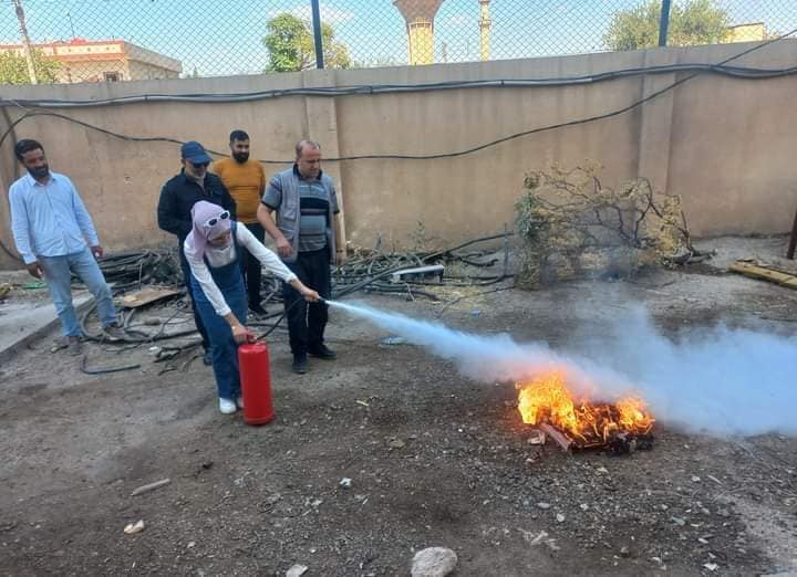 بعد التنسيق بين مشروع دعم فرق الإطفاء في الجزيرة ومديرية كهرباء الجزيرة ومديرية محروقات الجزيرة