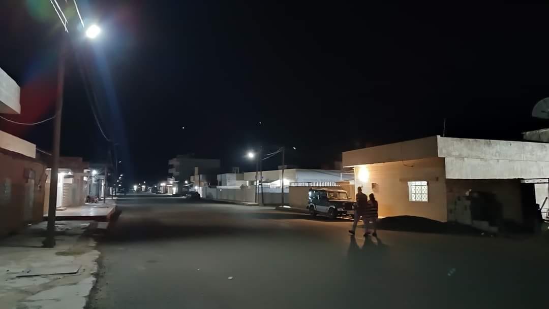 مشروع شعبي خدمي .. إنارة الشوارع في حي جولان بتربه سبيه