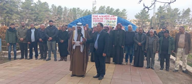 تل تمر… وُجهاء وشيوخ مختلف العشائر والمكونات يعلنون دعمهم المطلق لــ “قسد”