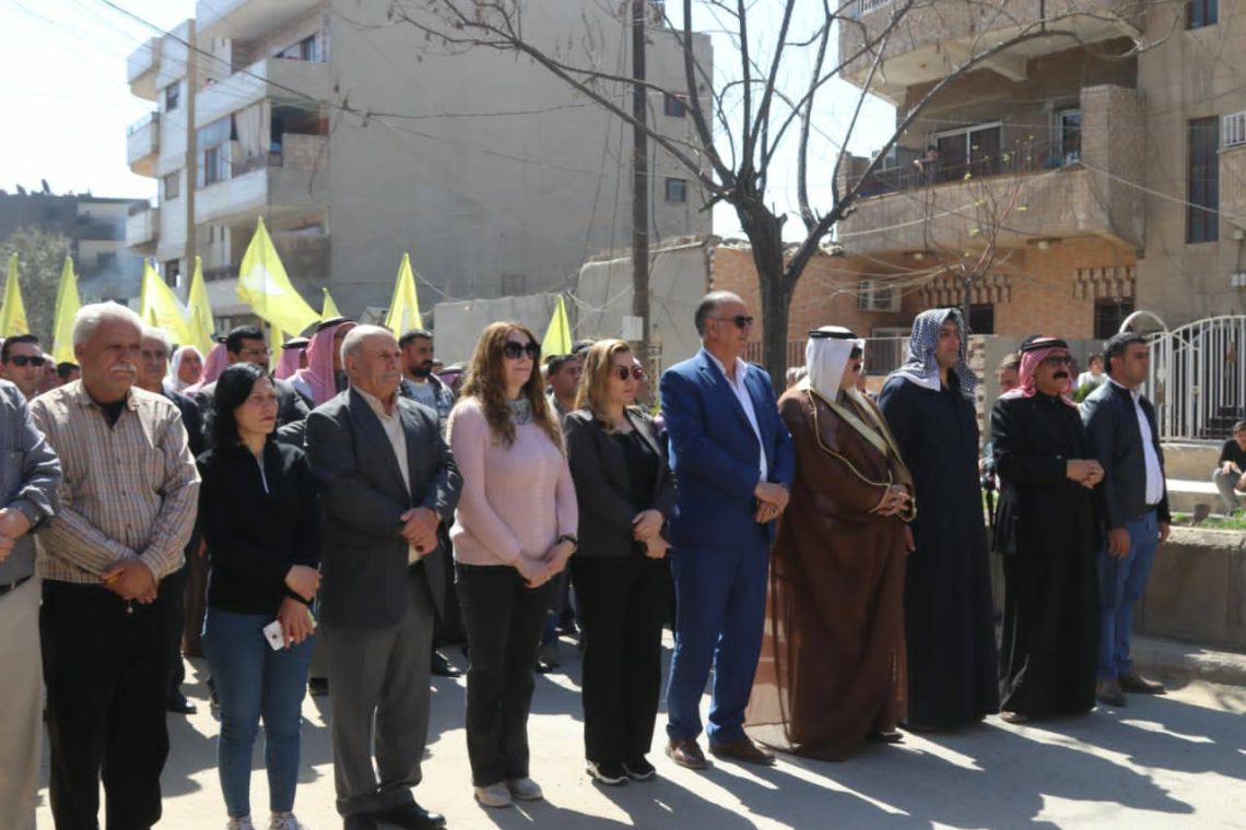 رفضاً للإعلان الدستوري تظاهرات تعم مدن شمال شرق سوريا