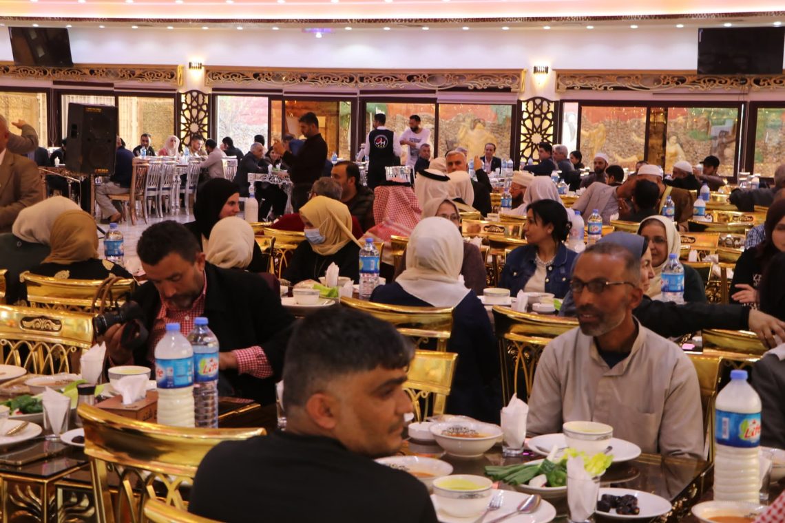 الإدارة الذاتية في الجزيرة تنظم مائدة إفطار