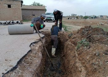 بلدية الشعب في تربه سبية تنفذ مشروع صرف صحي جديد