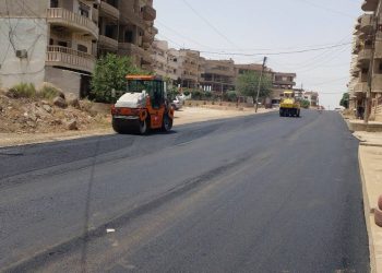 بلدية ديرك تبدأ أعمال التزفيت بالمجبول الزفتي بإشراف الإدارة الذاتية