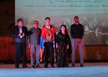 تكريم فرق الدبكة في ختام مهرجان الشهيدة روناهي باور السابع