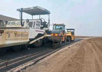 مشروع تزفيت طريق قرية أومريك