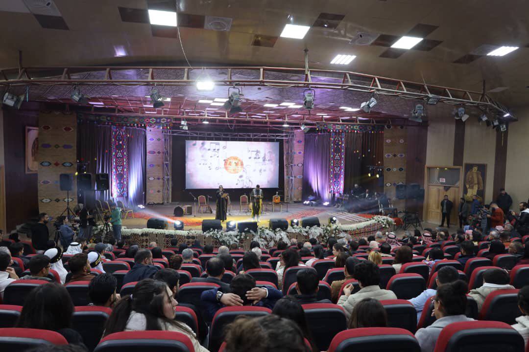 مهرجان أوركيش يختتم نسخته الثالثة بإشراق أصوات الشعوب في سماء الجزيرة