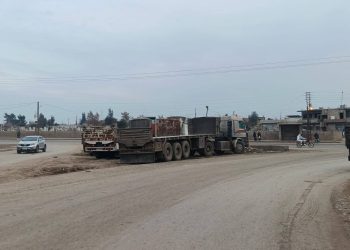 إجراءات منع وقوف الآليات الثقيلة في ديرك