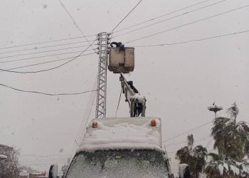 طاقة الجزيرة تشرح تأثير العاصفة الثلجية على شبكات الكهرباء والمحطات