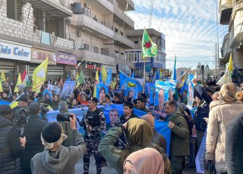 مسيرة في الحسكة دعماً لحيي الشيخ مقصود والأشرفية وقسد